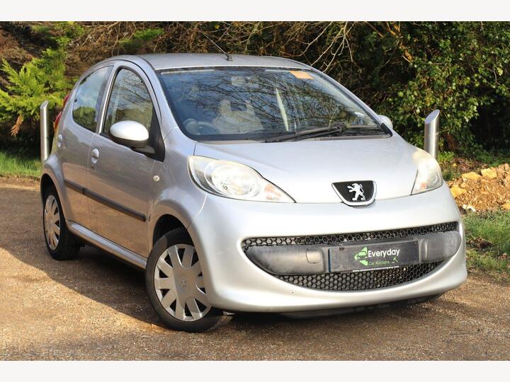 Peugeot 107 1.0 12V Urban Euro 4 5dr