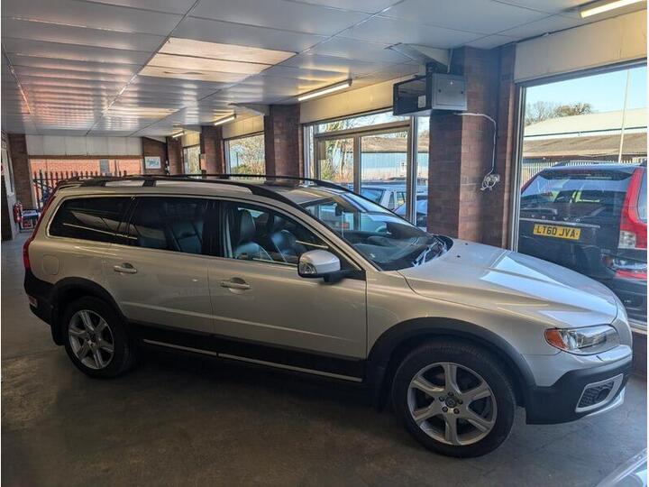 Volvo XC70 2.4 D5 SE Lux Geartronic AWD Euro 5 5dr