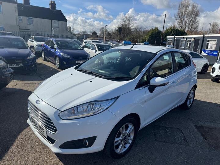 Ford Fiesta 1.0T EcoBoost Zetec Euro 6 (s/s) 5dr