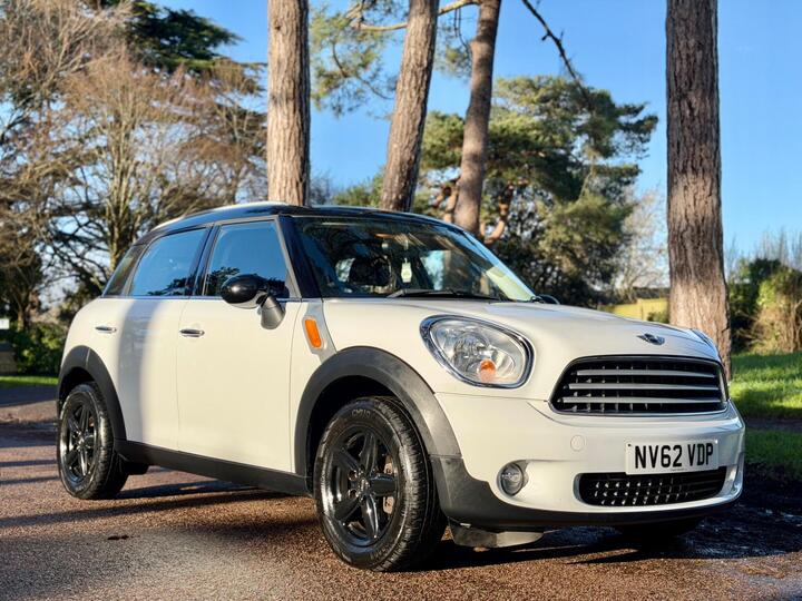 MINI Countryman 1.6 Cooper Euro 6 (s/s) 5dr