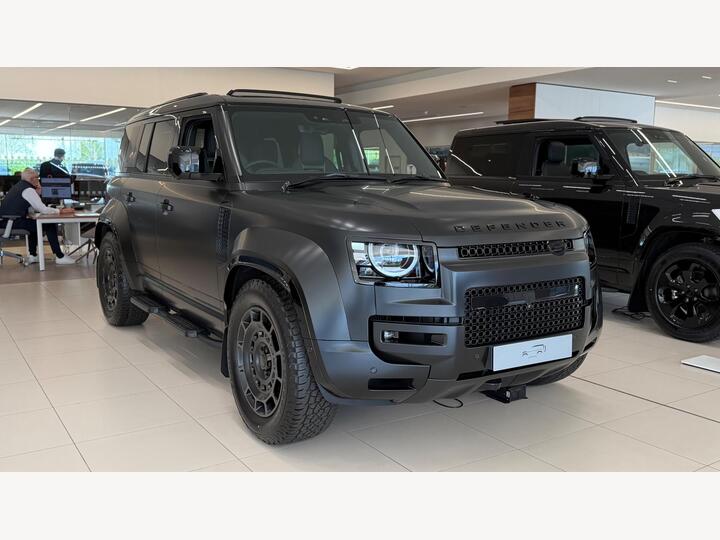 Land Rover Defender 110 4.4 P635 V8 MHEV OCTA Black Auto 4WD Euro 6 (s/s) 5dr