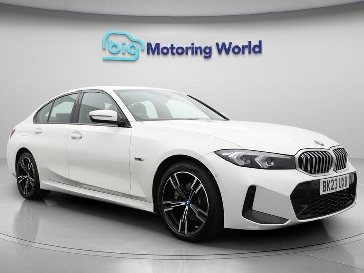 BMW 3 Series 2.0 330e 12kWh M Sport Auto Euro 6 (s/s) 4dr BMW 3 Series 2.0 330e 12kWh M Sport Auto Euro 6 (s/s) 4dr