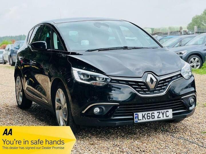 Renault Scenic 1.6 DCi Signature Nav EDC Euro 6 (s/s) 5dr Renault Scenic 1.6 DCi Signature Nav EDC Euro 6 (s/s) 5dr