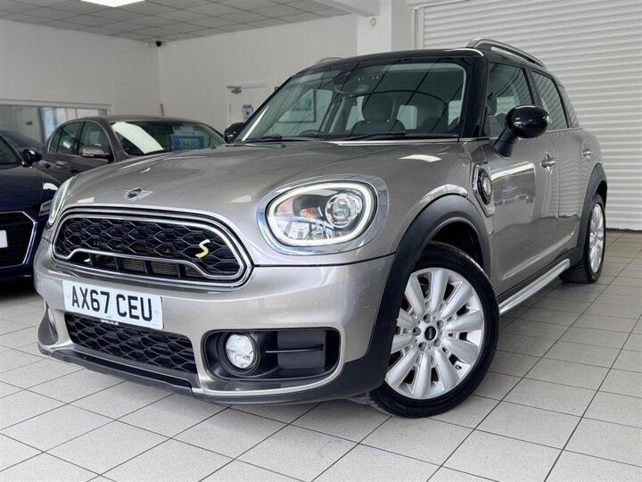MINI COUNTRYMAN 1.5 7.6kWh Cooper SE Auto ALL4 Euro 6 (s/s) 5dr MINI COUNTRYMAN 1.5 7.6kWh Cooper SE Auto ALL4 Euro 6 (s/s) 5dr