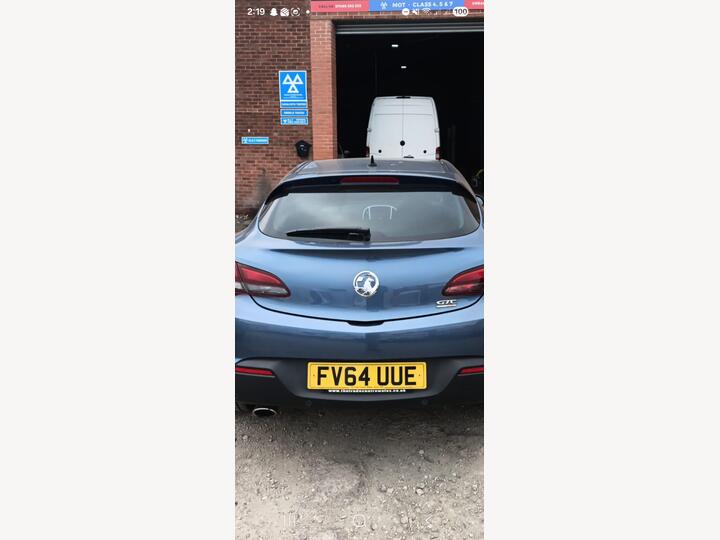 Vauxhall Astra GTC 2.0 CDTi SRi Euro 5 (s/s) 3dr