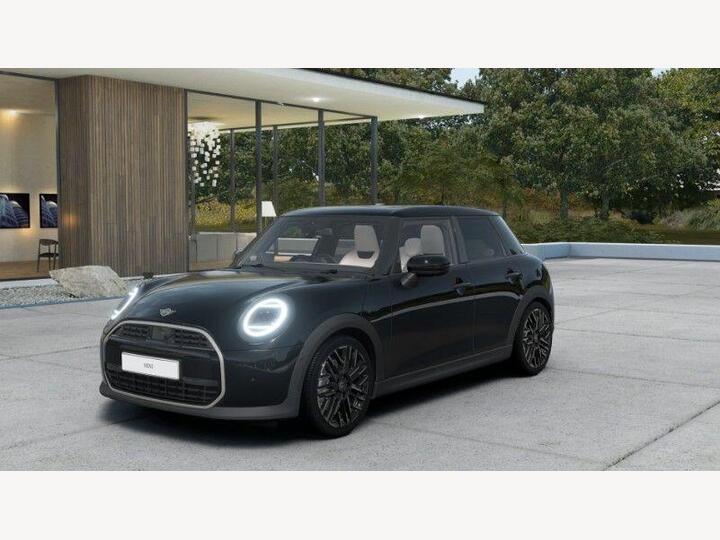 MINI Cooper 1.5C Exclusive Steptronic Euro 6 (s/s) 5dr