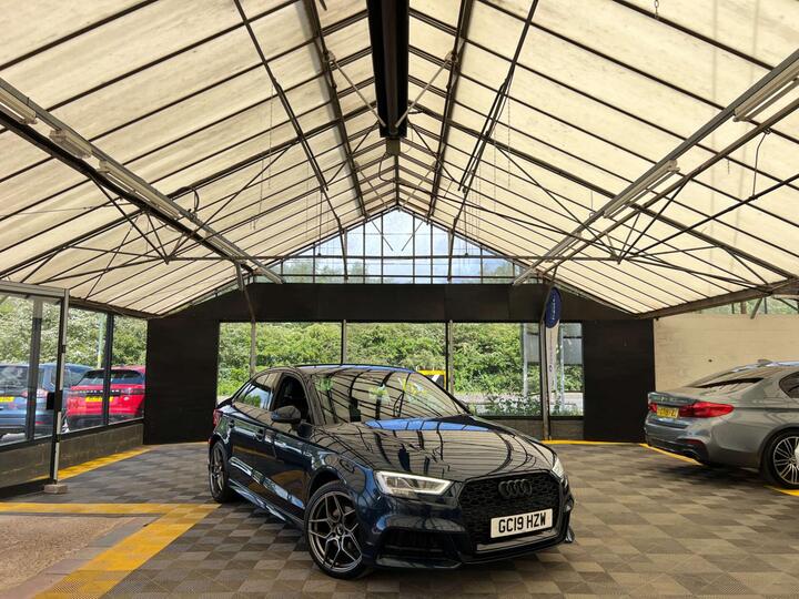 Audi A3 1.5 TFSI CoD 35 S Line S Tronic Euro 6 (s/s) 4dr