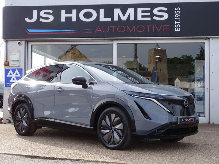 Nissan ARIYA 63kWh Evolve Auto 5dr 7.4kW Charger Nissan ARIYA 63kWh Evolve Auto 5dr 7.4kW Charger