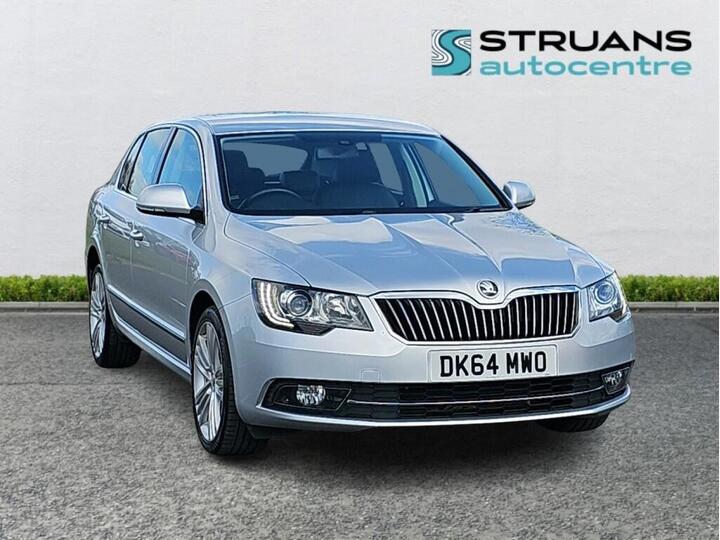 Skoda Superb 2.0 TDI Elegance 4WD Euro 5 (s/s) 5dr Skoda Superb 2.0 TDI Elegance 4WD Euro 5 (s/s) 5dr