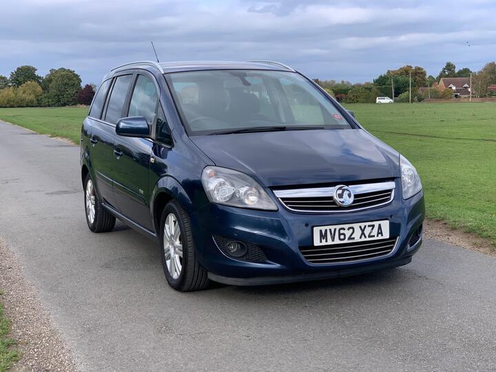 Vauxhall Zafira 1.8 16V Design Euro 5 5dr Vauxhall Zafira 1.8 16V Design Euro 5 5dr