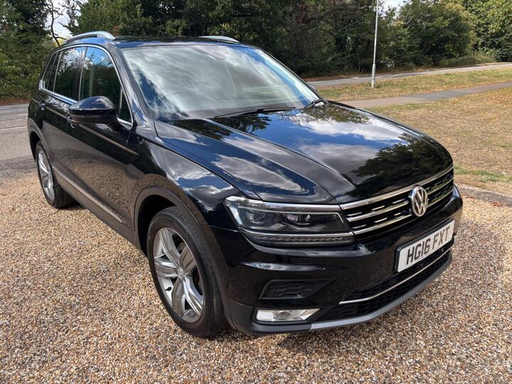 Volkswagen Tiguan 2.0 TDI BlueMotion Tech SEL DSG 4Motion Euro 6 (s/s) 5dr