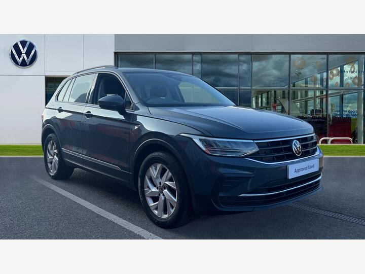 Volkswagen Tiguan 1.5 TSI Life Euro 6 (s/s) 5dr
