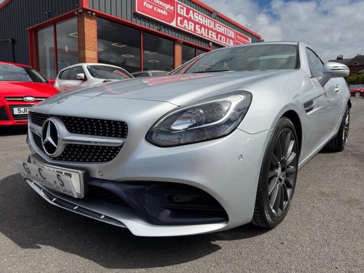 Mercedes-Benz SLC 2.0 SLC200 AMG Line Euro 6 (s/s) 2dr Mercedes-Benz SLC 2.0 SLC200 AMG Line Euro 6 (s/s) 2dr