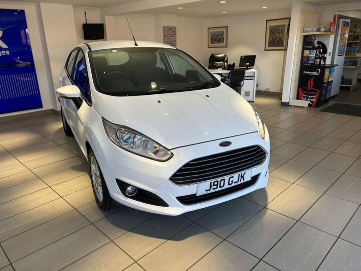 Ford FIESTA 1.6 Zetec Powershift Euro 5 5dr