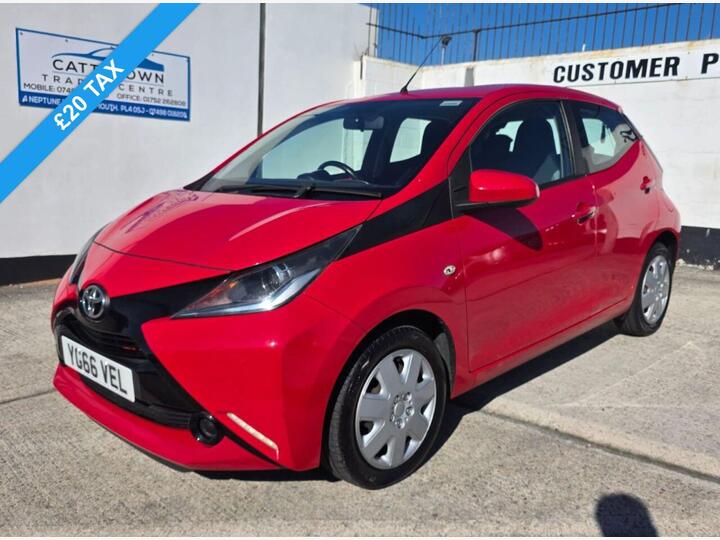 Toyota AYGO 1.0 VVT-i X-play Euro 6 5dr