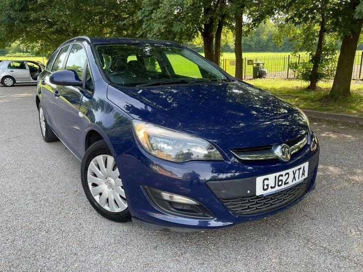 Vauxhall Astra 1.6 16V Exclusiv Sports Tourer Auto Euro 5 5dr