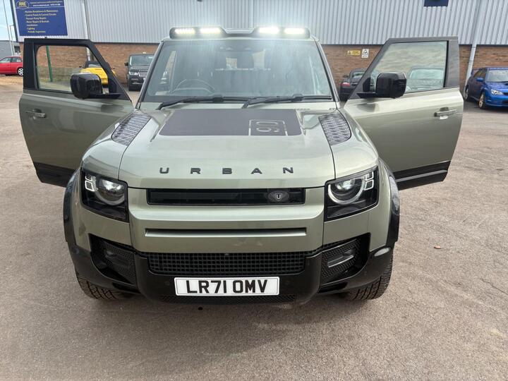 Land Rover Defender 90 3.0 D250 MHEV X-Dynamic SE Auto 4WD Euro 6 (s/s) 3dr