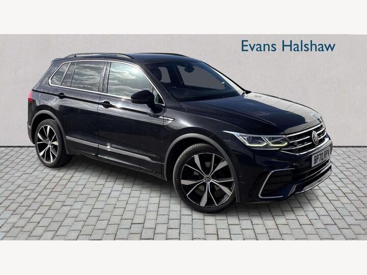 Volkswagen TIGUAN DIESEL ESTATE 2.0 TDI R-Line DSG 4Motion Euro 6 (s/s) 5dr Volkswagen TIGUAN DIESEL ESTATE 2.0 TDI R-Line DSG 4Motion Euro 6 (s/s) 5dr