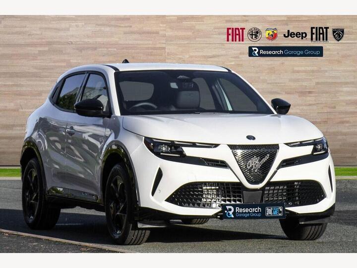 Alfa Romeo Junior Ibrida 1.2 MHEV Ibrida E-DCT Euro 6 (s/s) 5dr