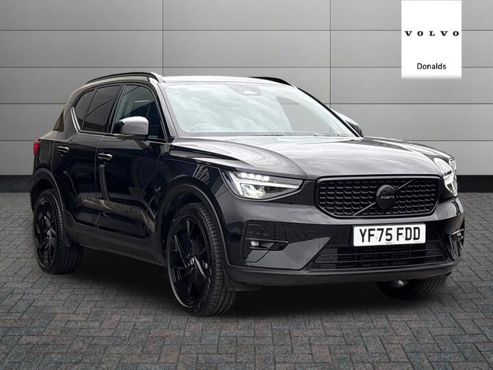 Volvo XC40 2.0 B4 MHEV Plus Black Edition DCT Auto Euro 6 (s/s) 5dr