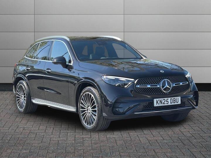 Mercedes-Benz GLC 2.0 GLC300dh MHEV AMG Line (Premium Plus) G-Tronic+ 4MATIC Euro 6 (s/s) 5dr Mercedes-Benz GLC 2.0 GLC300dh MHEV AMG Line (Premium Plus) G-Tronic+ 4MATIC Euro 6 (s/s) 5dr