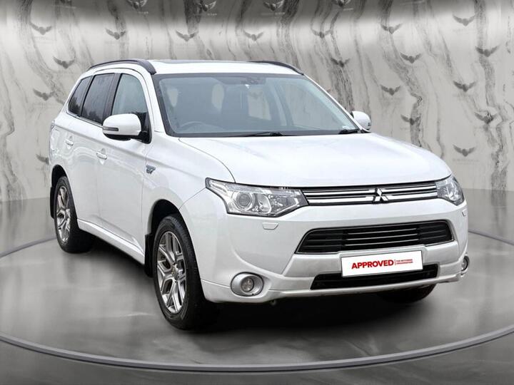 Mitsubishi OUTLANDER 2.0h 12kWh GX4h CVT 4WD Euro 5 (s/s) 5dr