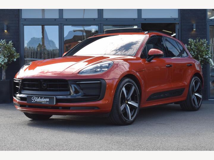 Porsche Macan 2.0T T PDK 4WD Euro 6 (s/s) 5dr Porsche Macan 2.0T T PDK 4WD Euro 6 (s/s) 5dr