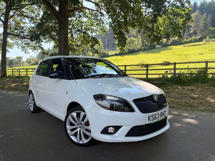 Skoda Fabia 1.4 TSI VRS S2000 DSG Euro 5 5dr