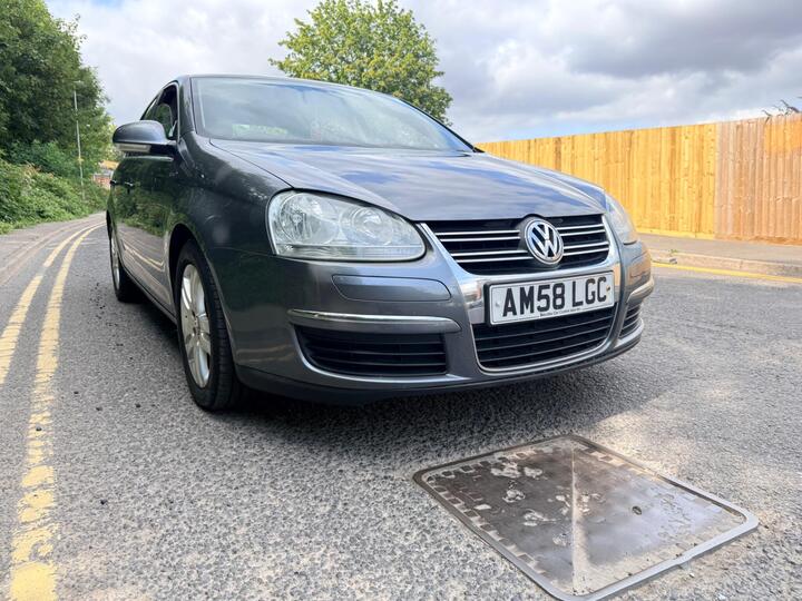 Volkswagen Jetta 2.0 TDI SE DSG Euro 4 4dr