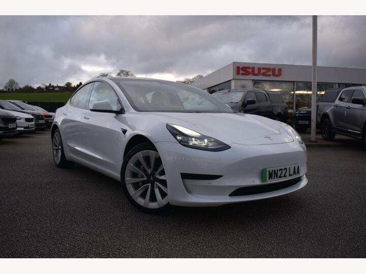 Tesla Model 3 Standard Range Plus Auto RWD 4dr