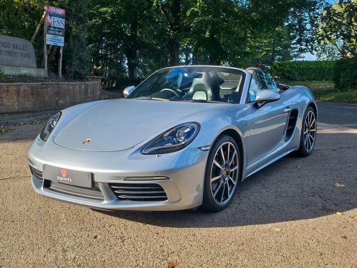 Porsche 718 Boxster 2.5T S PDK Euro 6 (s/s) 2dr Porsche 718 Boxster 2.5T S PDK Euro 6 (s/s) 2dr