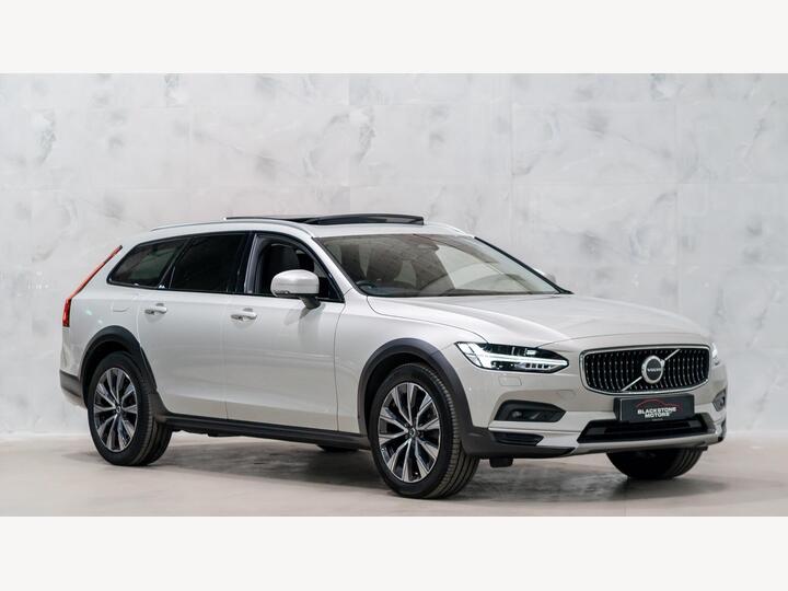 Volvo V90 Cross Country 2.0 B5 MHEV Plus Auto AWD Euro 6 (s/s) 5dr