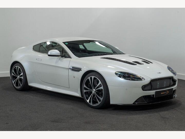 Aston Martin VANTAGE 6.0 V12 S Sportshift Euro 5 2dr