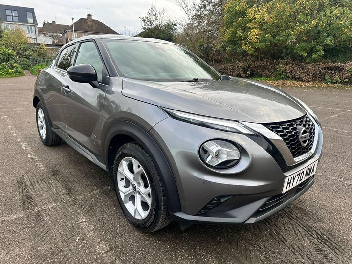 Nissan Juke 1.0 DIG-T N-Connecta Euro 6 (s/s) 5dr