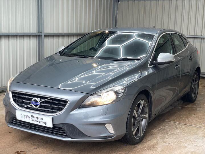 Volvo V40 2.0 T2 R-Design Nav Euro 6 (s/s) 5dr