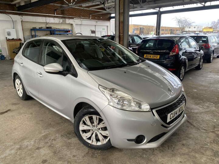 Peugeot 208 1.2 VTi Access+ Euro 5 5dr