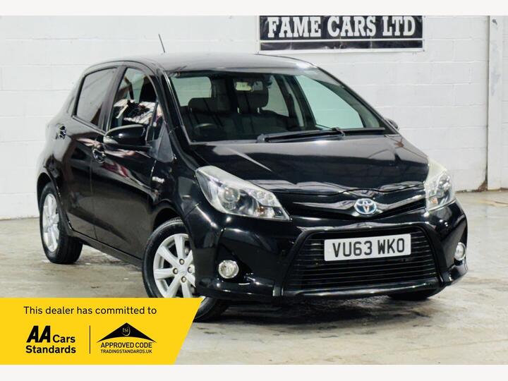 Toyota Yaris 1.5 VVT-h T4 CVT Euro 5 5dr