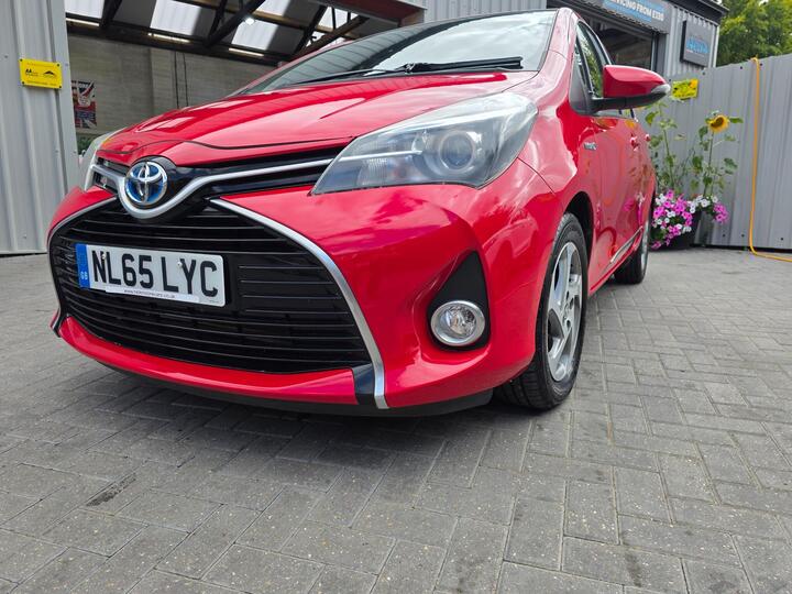 Toyota Yaris 1.5 VVT-h Icon E-CVT Euro 6 5dr