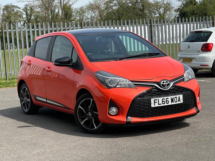 Toyota Yaris 1.33 Dual VVT-i Orange Edition Euro 6 5dr