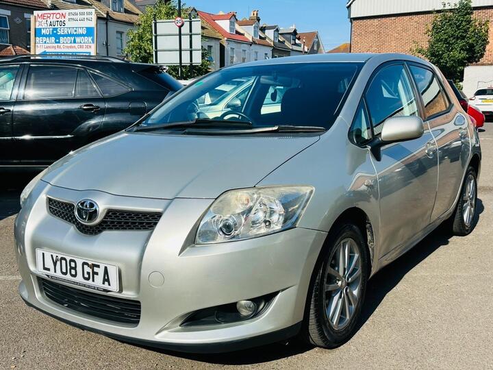 Toyota Auris 1.4 VVT-i TR 5dr