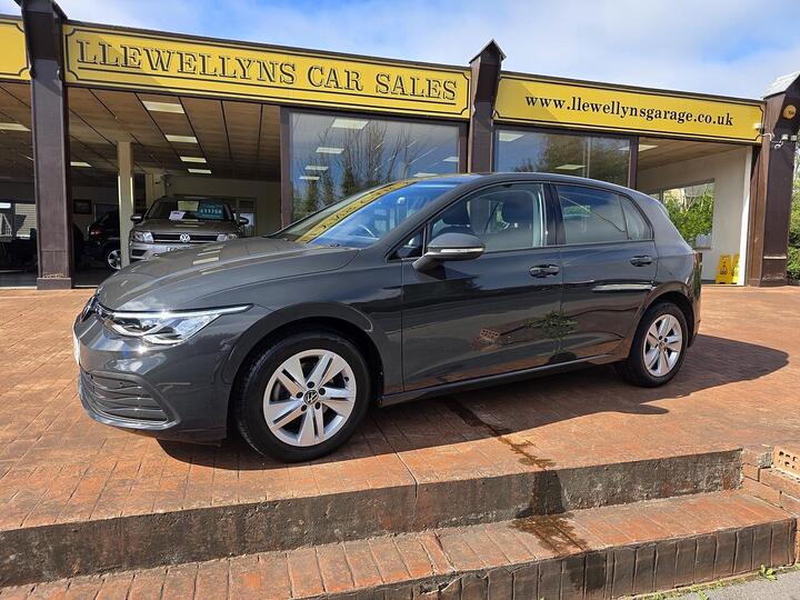 Volkswagen Golf 1.5 TSI Life Euro 6 (s/s) 5dr