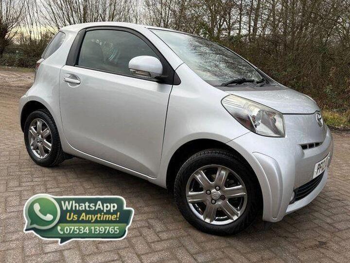 Toyota IQ 1.0 VVT-i 2 Euro 5 3dr