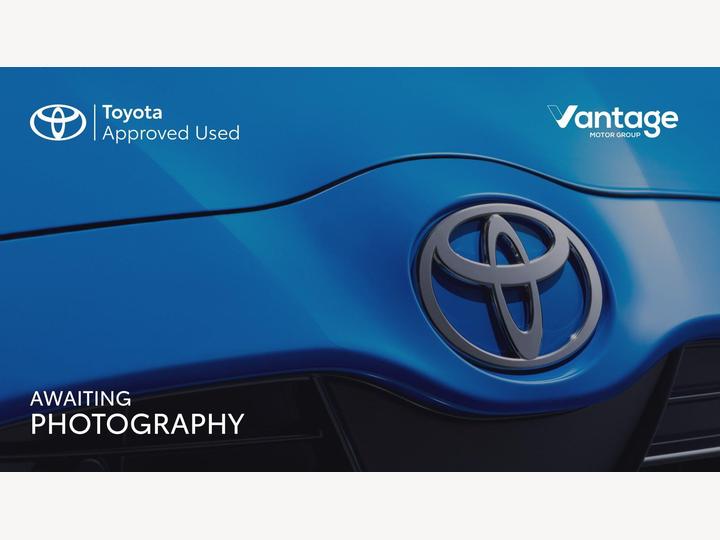 Toyota Yaris 1.5 VVT-h Design E-CVT Euro 6 (s/s) 5dr Toyota Yaris 1.5 VVT-h Design E-CVT Euro 6 (s/s) 5dr