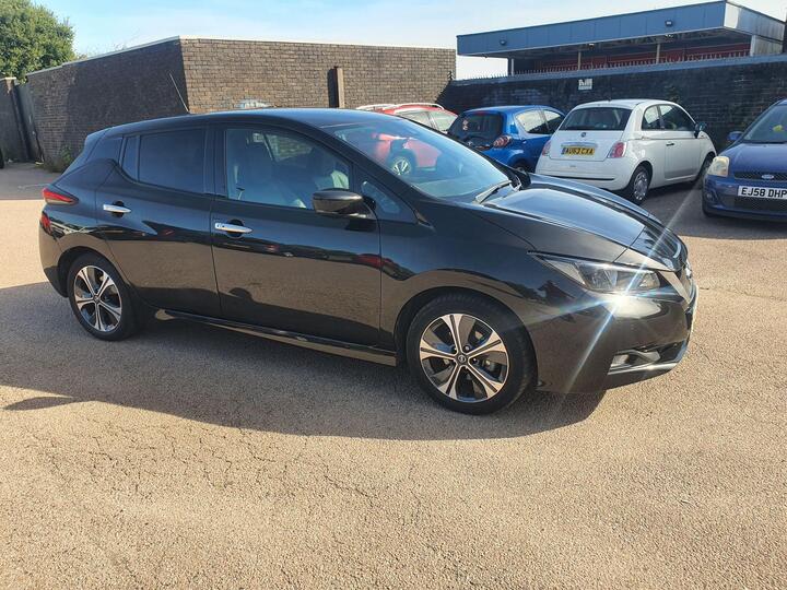 Nissan Leaf 40kWh N-Connecta Auto 5dr