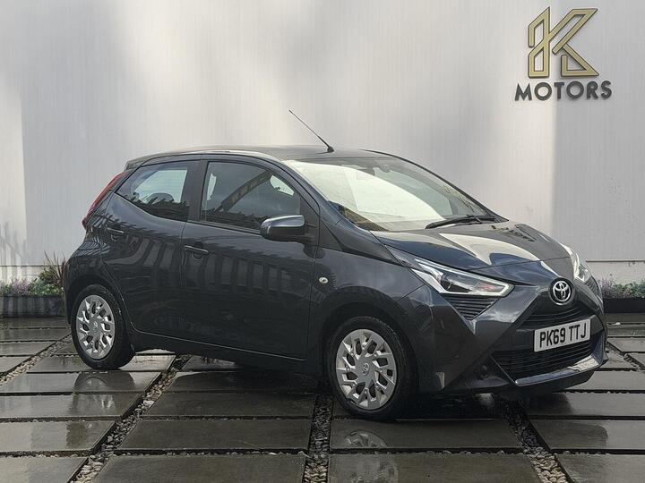 Toyota AYGO 1.0 VVT-i X-play Euro 6 5dr