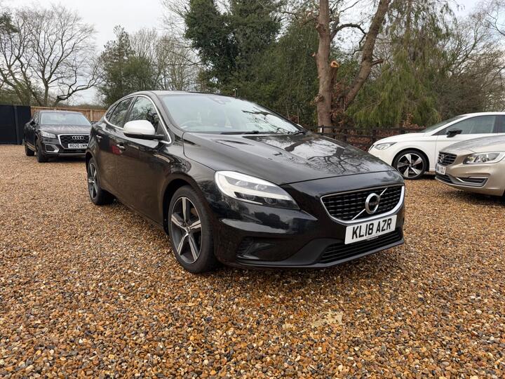 Volvo V40 2.0 T2 GPF R-Design Nav Plus Euro 6 (s/s) 5dr