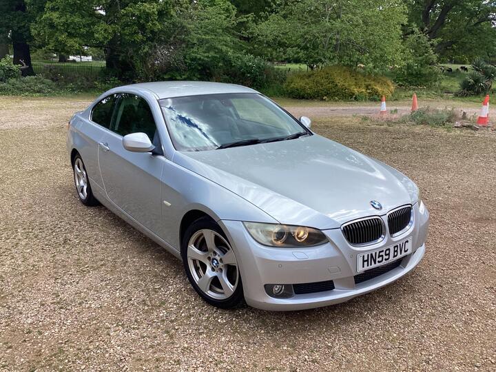 BMW 3 Series 3.0 325i SE Steptronic Euro 5 2dr