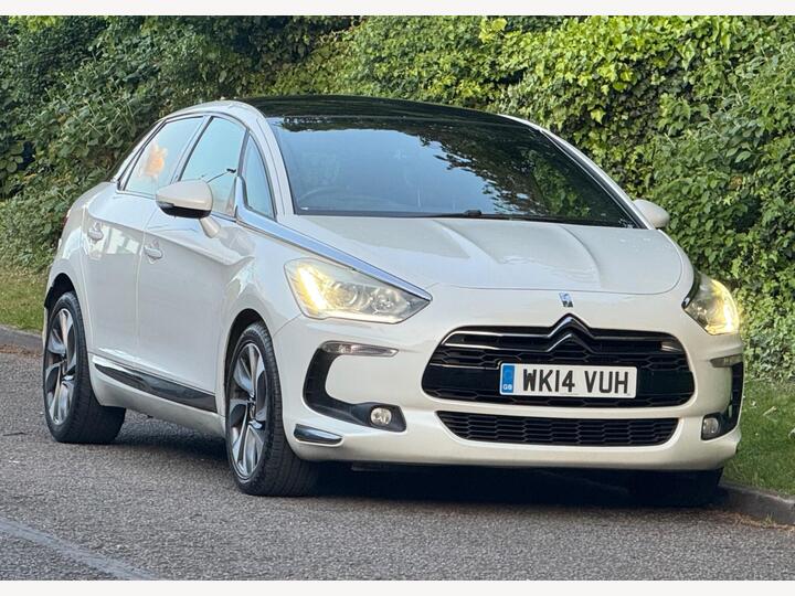 Citroen DS5 2.0 HDi DStyle Euro 5 5dr Citroen DS5 2.0 HDi DStyle Euro 5 5dr