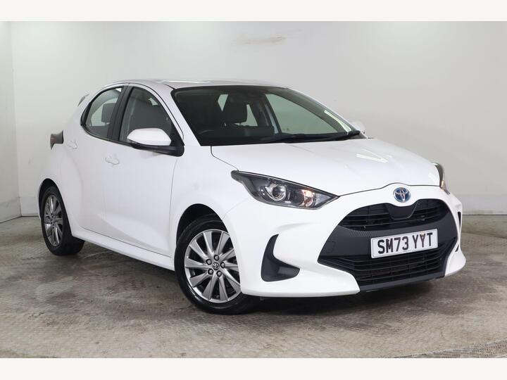 Toyota Yaris 1.5 VVT-h Icon E-CVT Euro 6 (s/s) 5dr