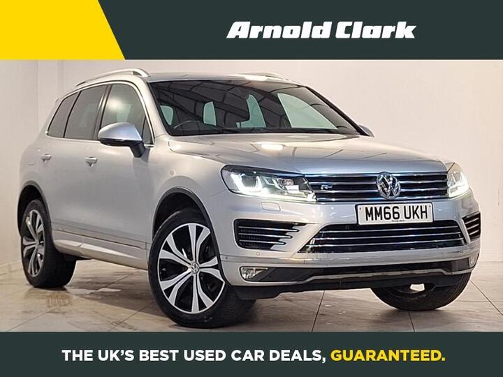 Volkswagen Touareg 3.0 TDI V6 BlueMotion Tech R-Line Tiptronic 4WD Euro 6 (s/s) 5dr Volkswagen Touareg 3.0 TDI V6 BlueMotion Tech R-Line Tiptronic 4WD Euro 6 (s/s) 5dr